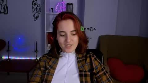 Snapshot of belli_mitch chatting on 12-15-25, 06:39 belli online show from 12-15-25, 06:39