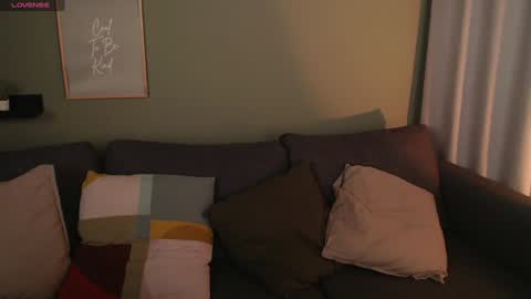 Bella online show from 01-29-25, 12:33