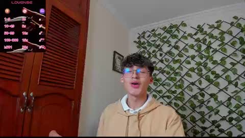 Neon online show from 11-28-25, 12:08