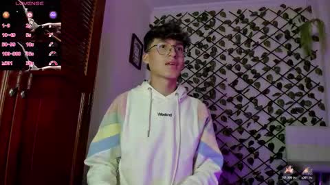 Neon online show from 12-15-25, 12:09