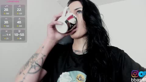Snapshot of belyswitch chatting on 12-29-24, 05:33 Bely   Bbasrt1 -  hot online show from 12-29-24, 05:33