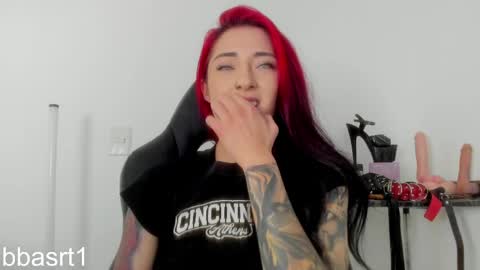 Snapshot of belyswitch chatting on 04-28-26, 02:33 Bely Bbasrt1 - hot online show from 04-28-26, 02:33