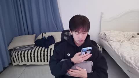 Snapshot of ben705676 chatting on 01-13-26, 02:22 Ben online show from 01-13-26, 02:22