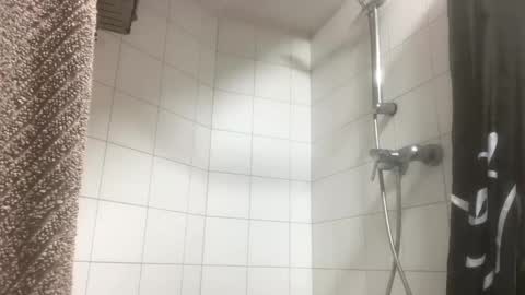 Snapshot of ben_big69 chatting on 01-15-25, 09:09 ben_big69 online show from 01-15-25, 09:09