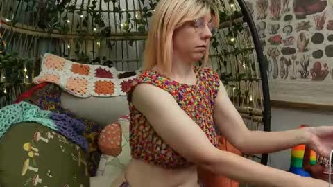 Willow online show from 09-25-25, 11:14