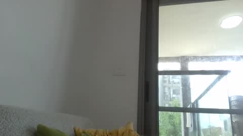 bendoor1 online show from 09-17-25, 07:10