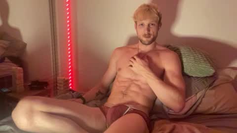 bendoverxo online show from 02-22-26, 09:19