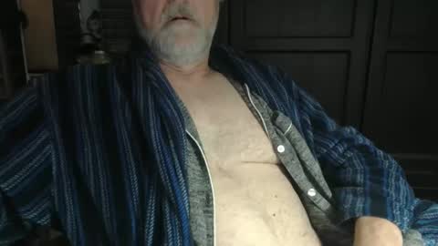 Snapshot of bendrinkin chatting on 01-13-25, 10:03 bendrinkin online show from 01-13-25, 10:03