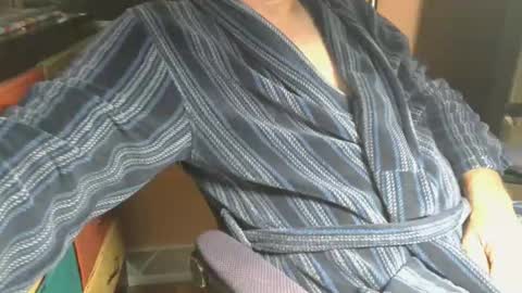 Snapshot of bendrinkin chatting on 09-14-25, 09:52 bendrinkin online show from 09-14-25, 09:52