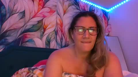 Becky online show from 12-09-24, 03:18