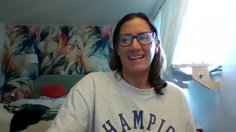 Becky online show from 01-12-26, 06:02