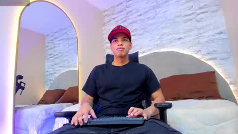 BENJAMIN online show from 02-28-25, 04:10