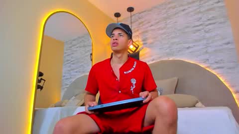 BENJAMIN online show from 11-18-25, 02:54