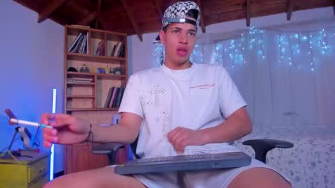 Snapshot of benjamin_more24 chatting on 02-02-26, 12:26 benjamin more24 online show from 02-02-26, 12:26