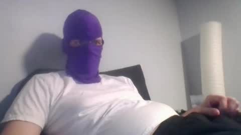 bennybueno online show from 04-12-26, 03:11