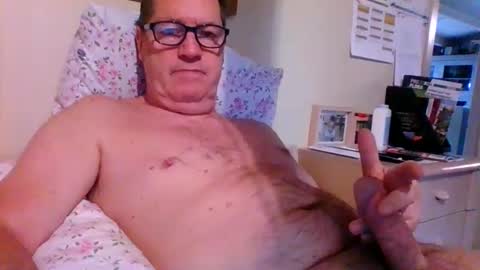 Snapshot of bennybutterfly007 chatting on 02-28-25, 09:15 bennybutterfly007 online show from 02-28-25, 09:15