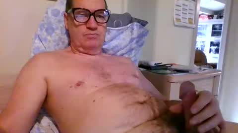 bennybutterfly007 online show from 12-18-25, 12:22