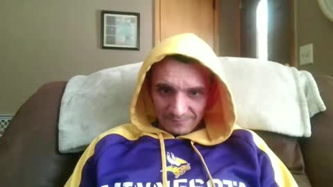 benny and innocentvixon online show from 02-16-25, 08:11