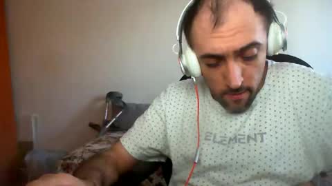 bentish online show from 12-17-24, 12:00