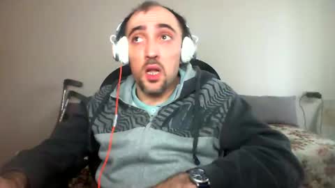 bentish online show from 12-28-24, 01:17