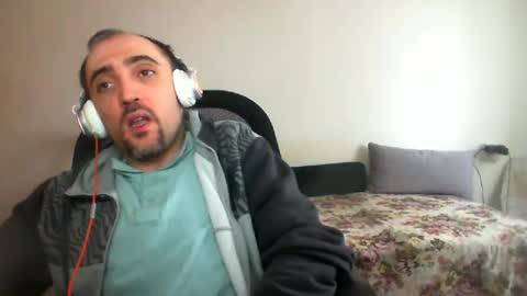 bentish online show from 12-29-24, 09:17