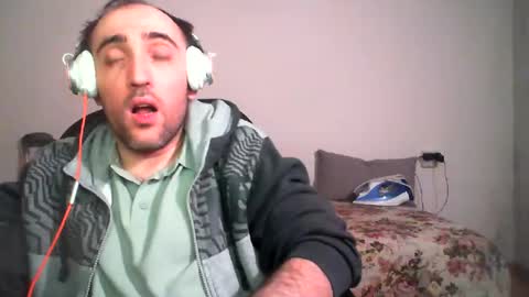 bentish online show from 01-01-25, 04:18