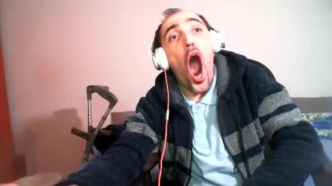 bentish online show from 02-14-25, 08:15