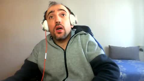 bentish online show from 02-18-25, 06:59