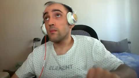 bentish online show from 09-28-25, 08:52