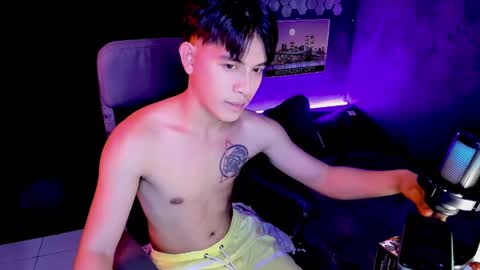 Snapshot of bentlyfuck chatting on 01-02-25, 07:55 bentlyfuck online show from 01-02-25, 07:55