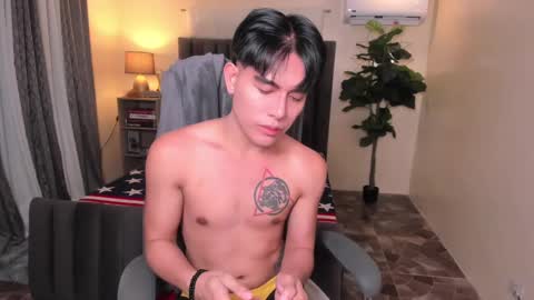 Snapshot of bentlyfuck chatting on 01-12-25, 07:31 bentlyfuck online show from 01-12-25, 07:31