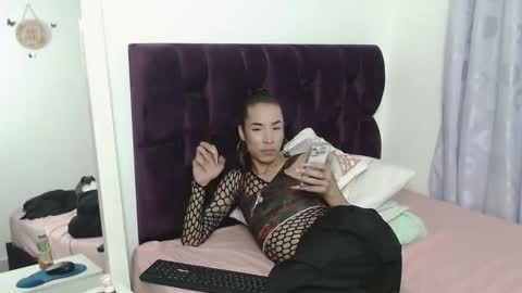 Snapshot of bereniceiv chatting on 09-24-25, 03:10 beren online show from 09-24-25, 03:10