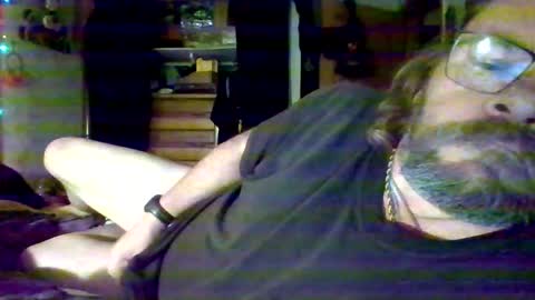 bergeeric1970 online show from 12-22-25, 09:06