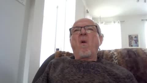 bernard1102 online show from 01-03-25, 04:27