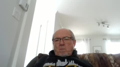 bernard1102 online show from 03-10-25, 03:41