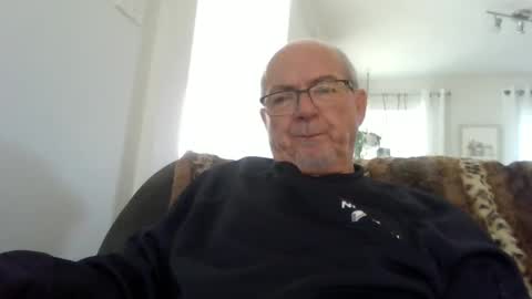 bernard1102 online show from 09-10-25, 12:38