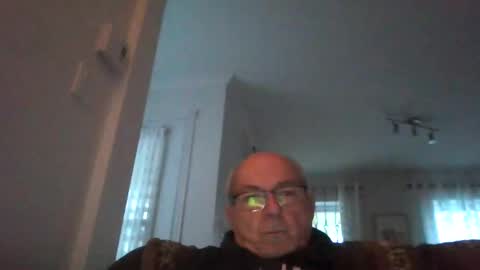 bernard1102 online show from 10-11-25, 11:20