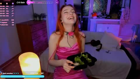 Hi Im NikaComing back online on Monday 3 online show from 02-14-25, 03:26