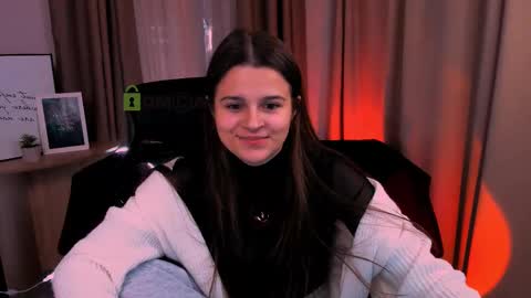 Snapshot of berry_alma chatting on 02-10-25, 05:47 Alma online show from 02-10-25, 05:47