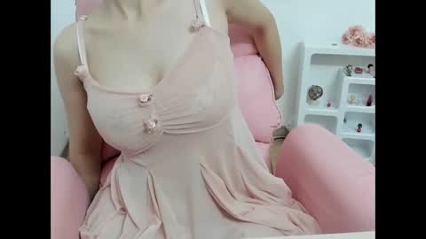 Snapshot of berryberry88 chatting on 11-14-25, 02:05 berryberry88 online show from 11-14-25, 02:05