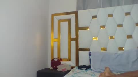 Snapshot of berryl8 chatting on 10-20-25, 07:03 berryl online show from 10-20-25, 07:03