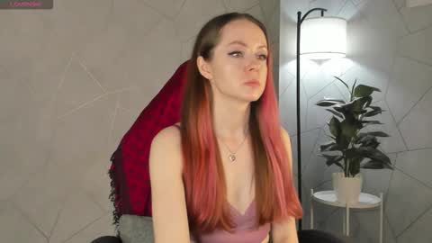 Snapshot of berta_kelly chatting on 09-18-25, 12:23 Berta  online show from 09-18-25, 12:23