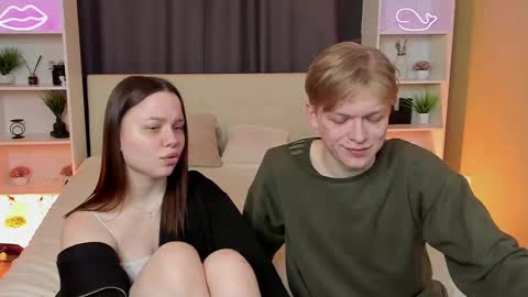 Danny and Kira online show from 03-01-25, 06:46