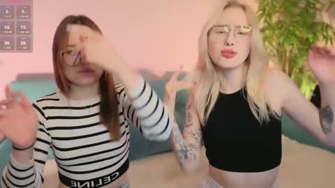 Danny and Kira online show from 09-09-25, 10:15