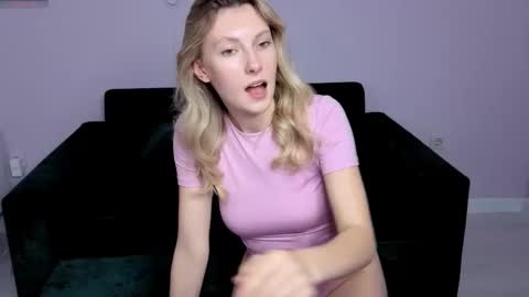 Danny and Kira online show from 11-11-25, 02:39