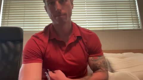 Snapshot of bestcoast35 chatting on 12-15-25, 05:50 Bestcoast3579 online show from 12-15-25, 05:50