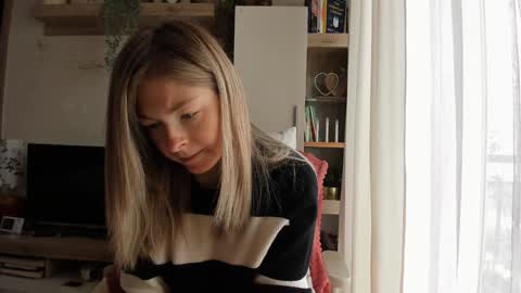 Snapshot of bestgirl_ofthe_neighborhood chatting on 02-03-25, 08:57 Vicky   online show from 02-03-25, 08:57
