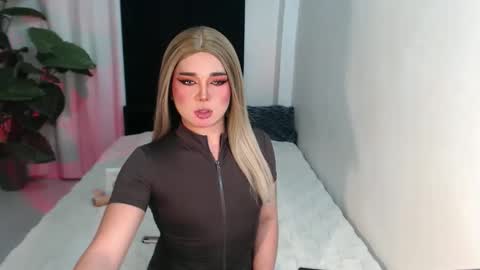 bestgirljulia online show from 02-24-26, 06:33