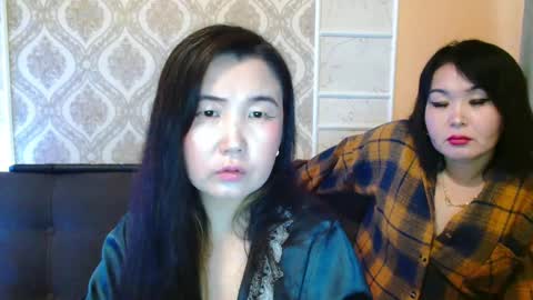 Snapshot of bet_lu chatting on 12-22-24, 09:22 Bet Lu online show from 12-22-24, 09:22