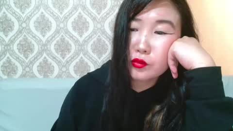 Snapshot of bet_lu chatting on 02-27-25, 06:07 Bet Lu online show from 02-27-25, 06:07